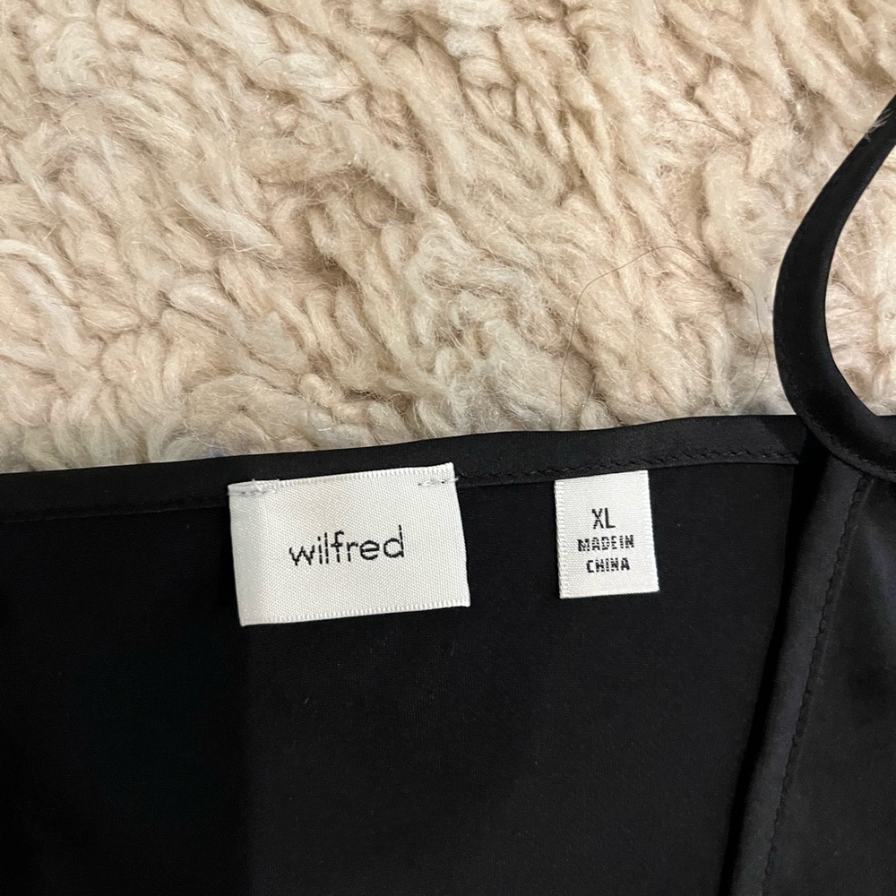 Aritzia Wilfred black satin midi slip dress - Picture 6 of 8